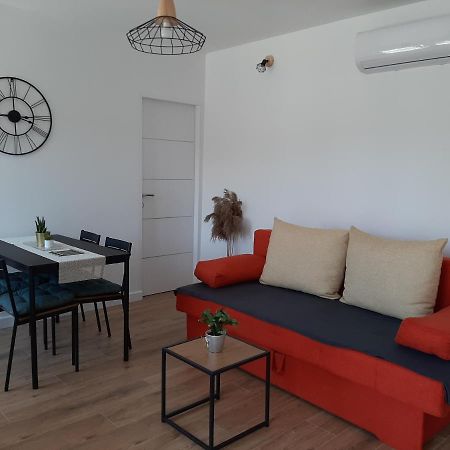 Nozret Apartment Paljuv Exterior foto